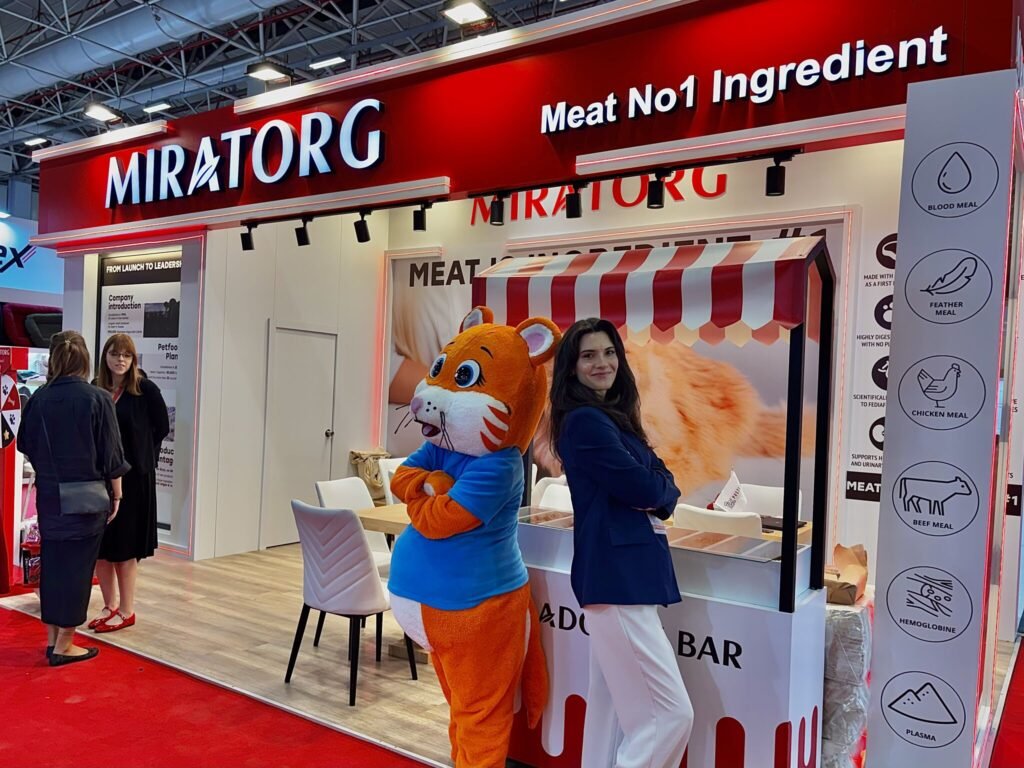 PETZOO Eurasia 2025 Istanbul Expo Center exhibition hall full of pet industry visitors and exhibitors