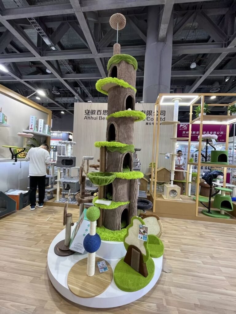 Multi-functional Cat Trees & Modular Cat Houses – Space- and Lifestyle-Led Design