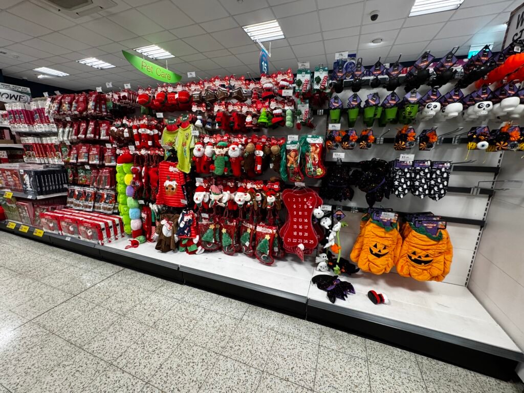 Pet plush toy Market in the UK home bargains