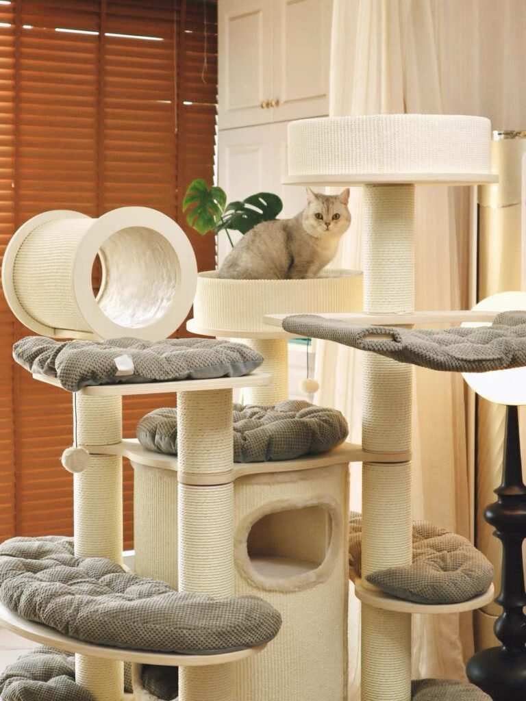 Multi-functional Cat Trees & Modular Cat Houses – Space- and Lifestyle-Led Design